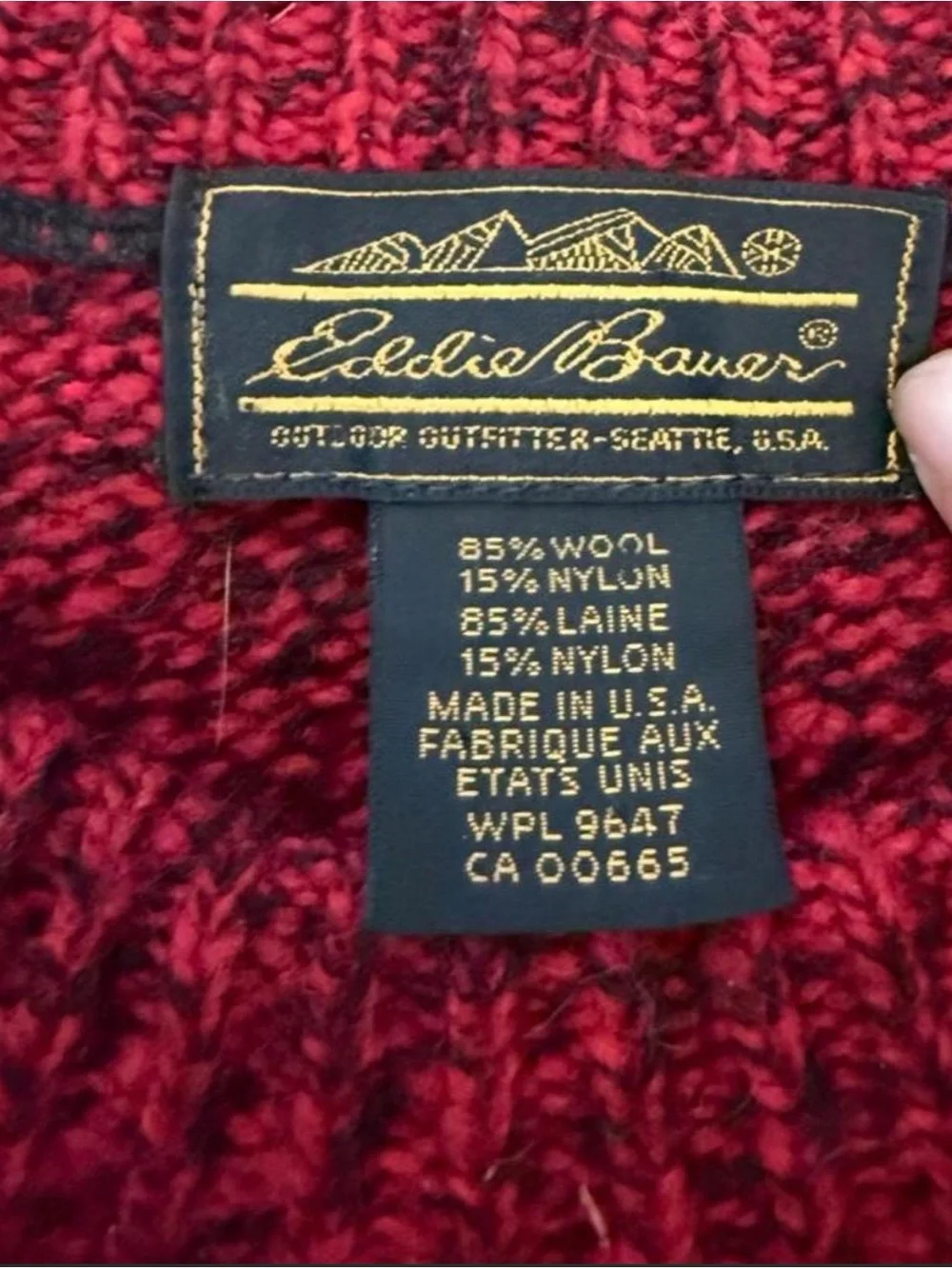 Vintage 1980’s Eddie Bauer Red & Black Wool Knit Sweater Men’s Size Large
